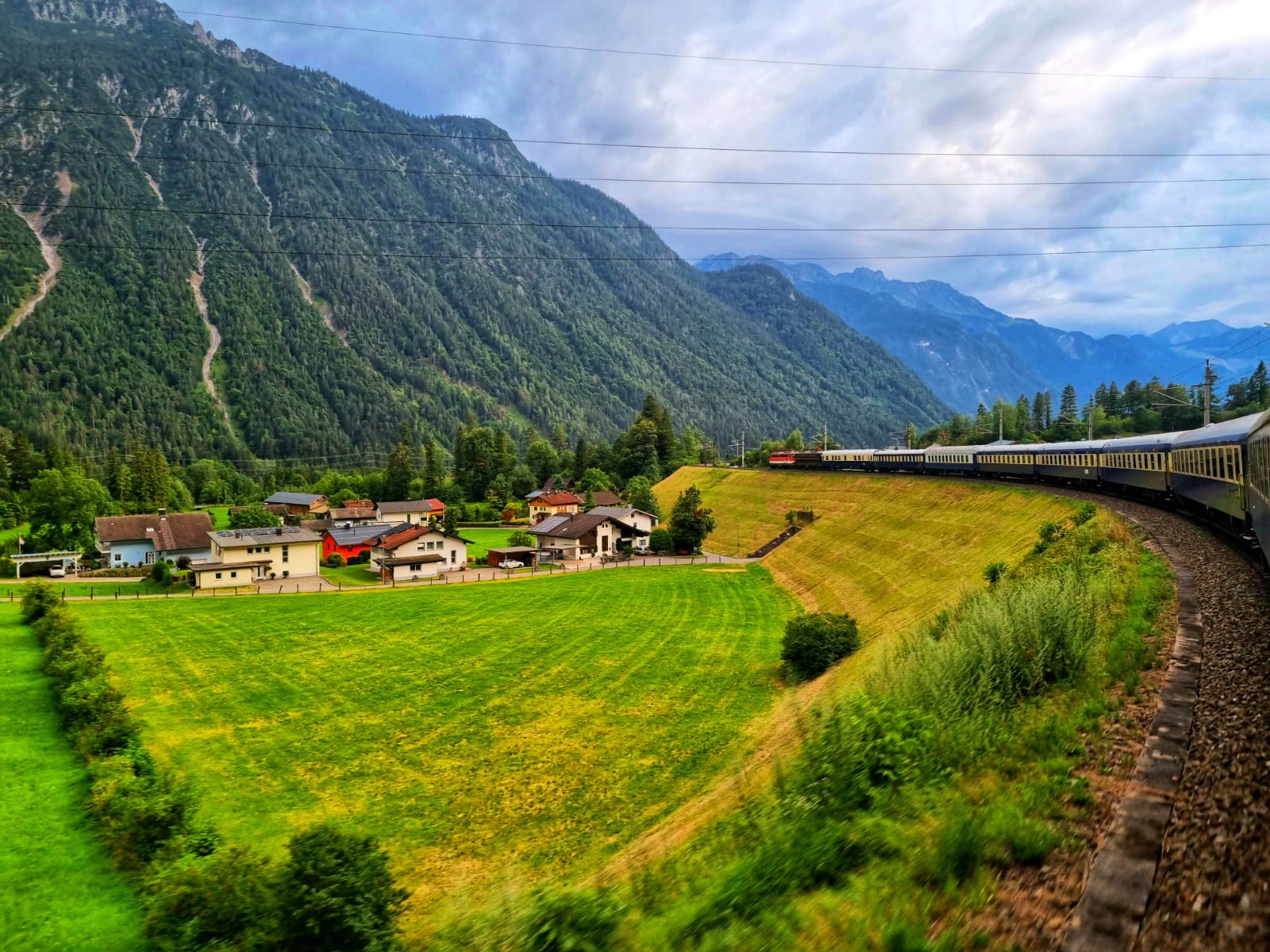 The Ultimate Guide to The Golden Eagle Luxury Train